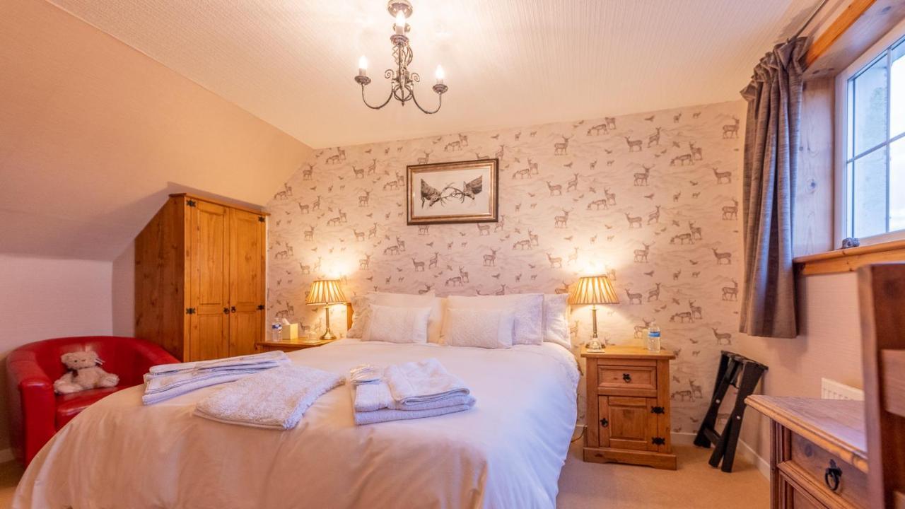 Benview Bed And Breakfast & Luxury Lodge, Isle Of North Uist Paible Экстерьер фото